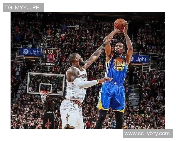 杜兰特赞詹姆斯全明星专注力不投半场三分不用左手上篮