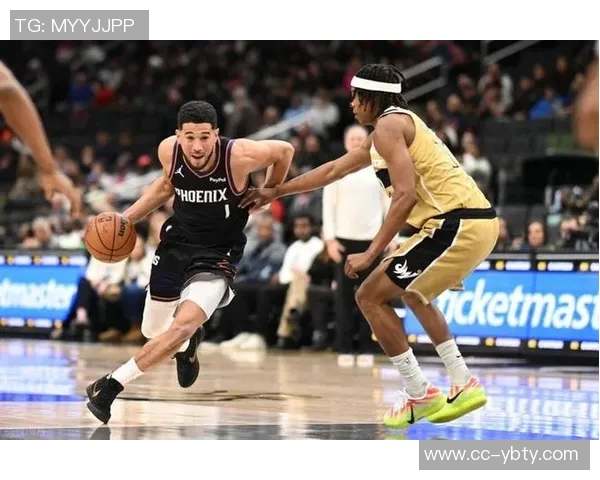 吉莱斯皮称赞布克场上威慑力强大自信出手是我唯一的要求