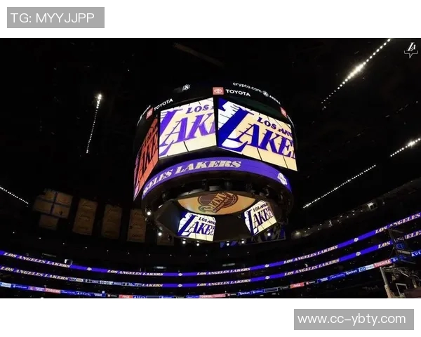 湖人应稳住里夫斯以过渡年为契机构建未来球队蓝图