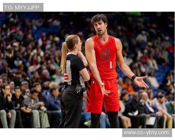 阿夫迪亚谈主控球手的艰辛与努力期待团队共同进步与支持 阿夫迪亚谈主控球手的艰辛与努力期待团队共同进步与支持