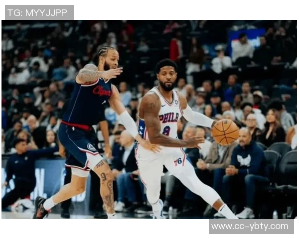 保罗乔治状态低迷10投仅中2球全场仅得7分6篮板表现令人失望