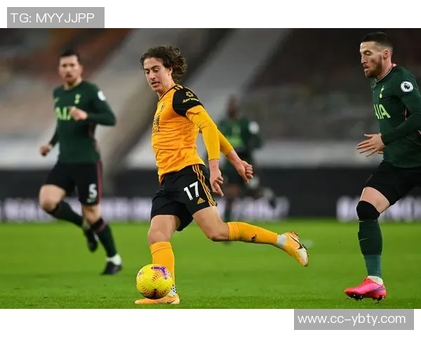 斯基拉分析道格拉斯路易斯本赛季英超出场时间不足317分钟前景堪忧